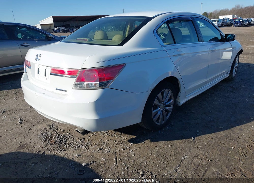 2011 HONDA ACCORD 2.4 SE VIN: 1HGCP2F68BA121101