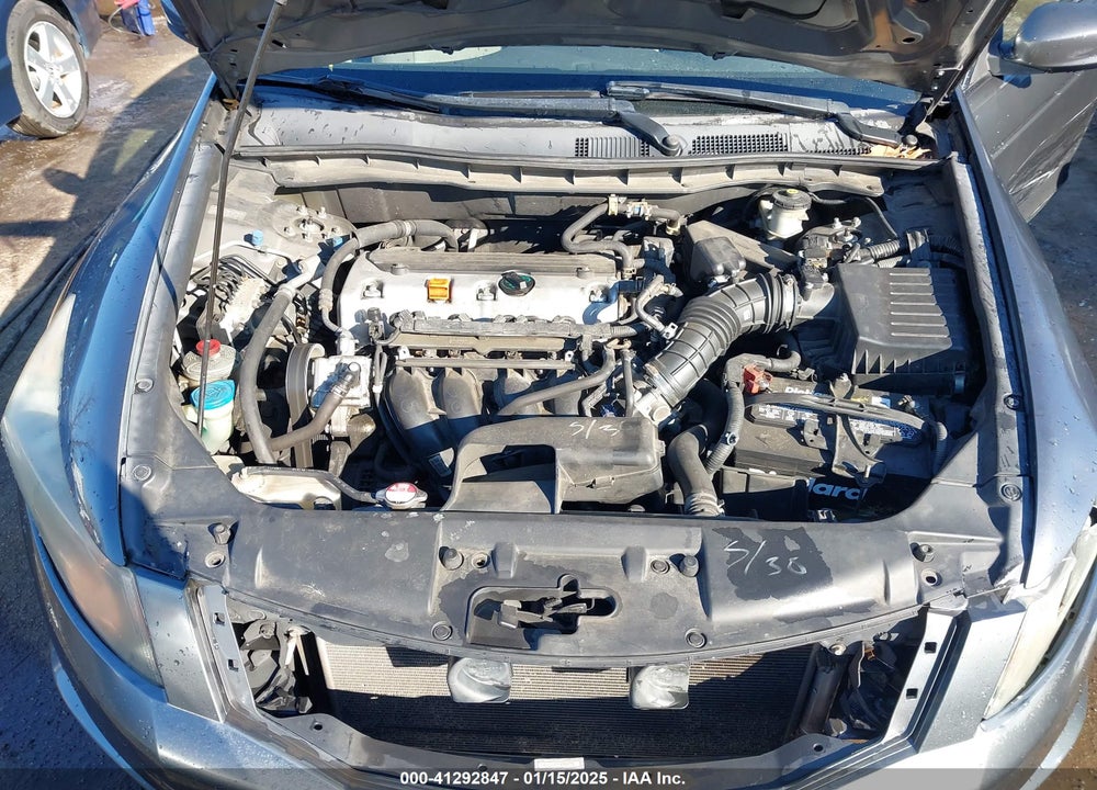 2008 HONDA ACCORD 2.4 LX-P VIN: 1HGCP26498A137749