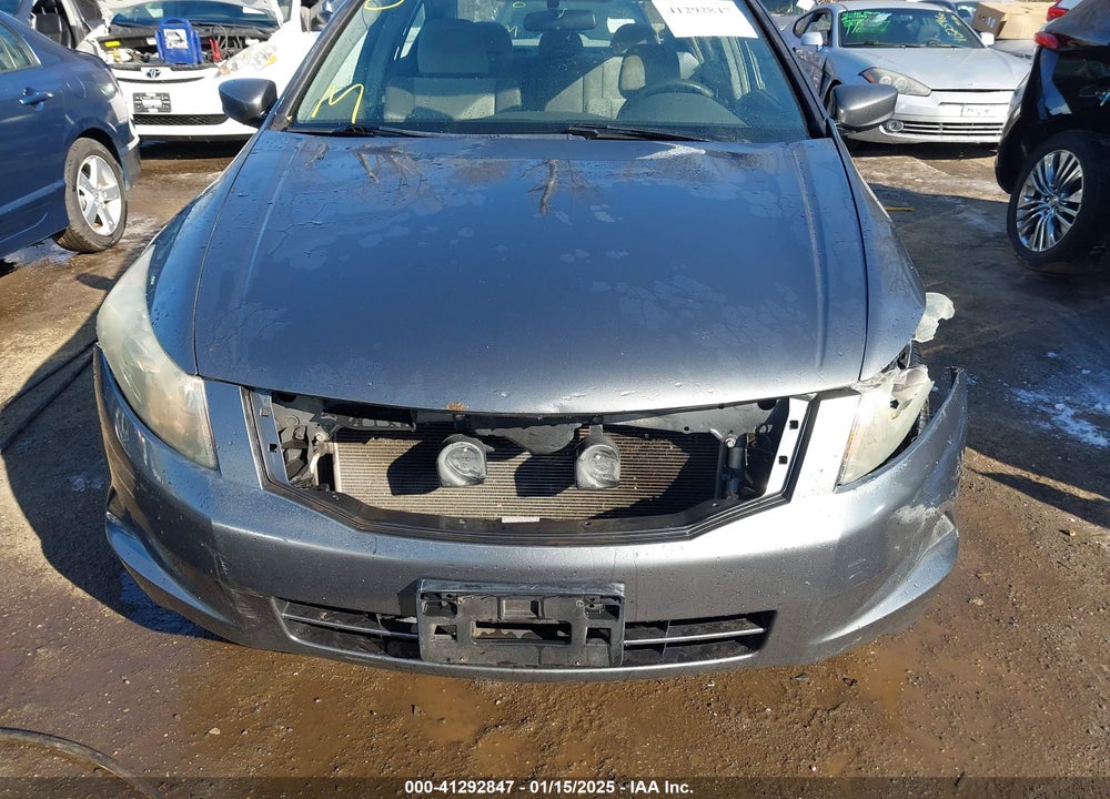 2008 HONDA ACCORD 2.4 LX-P VIN: 1HGCP26498A137749