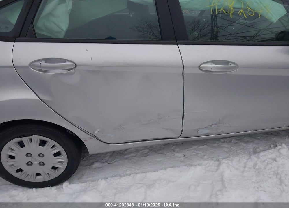 2018 FORD FIESTA VIN: 3FADP4AJ6JM139842