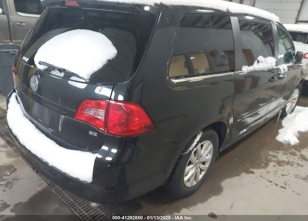 2012 VOLKSWAGEN ROUTAN SE VIN: 2C4RVABG1CR151934
