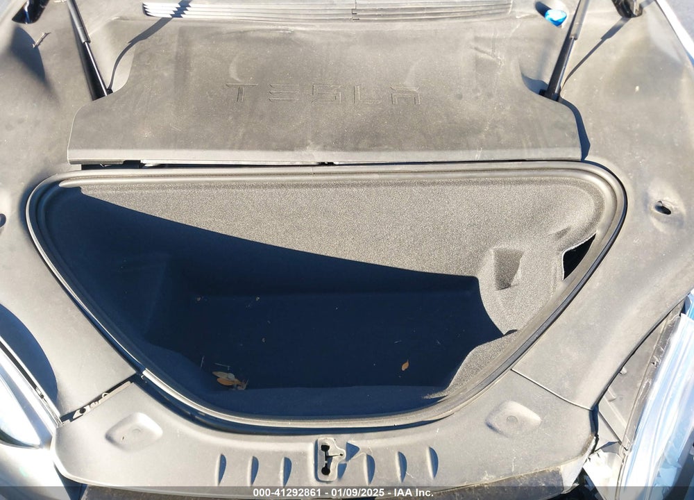 2016 TESLA MODEL S VIN: 5YJSA1E4XGF139295