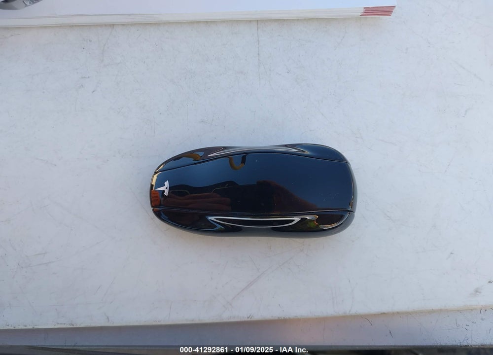 2016 TESLA MODEL S VIN: 5YJSA1E4XGF139295