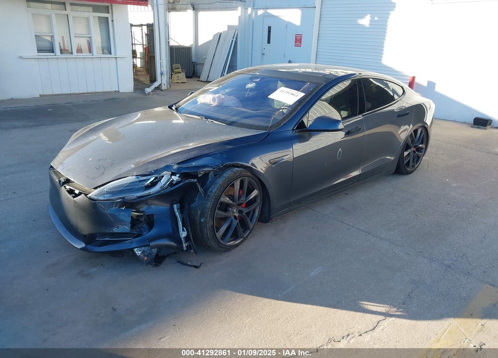2016 TESLA MODEL S VIN: 5YJSA1E4XGF139295