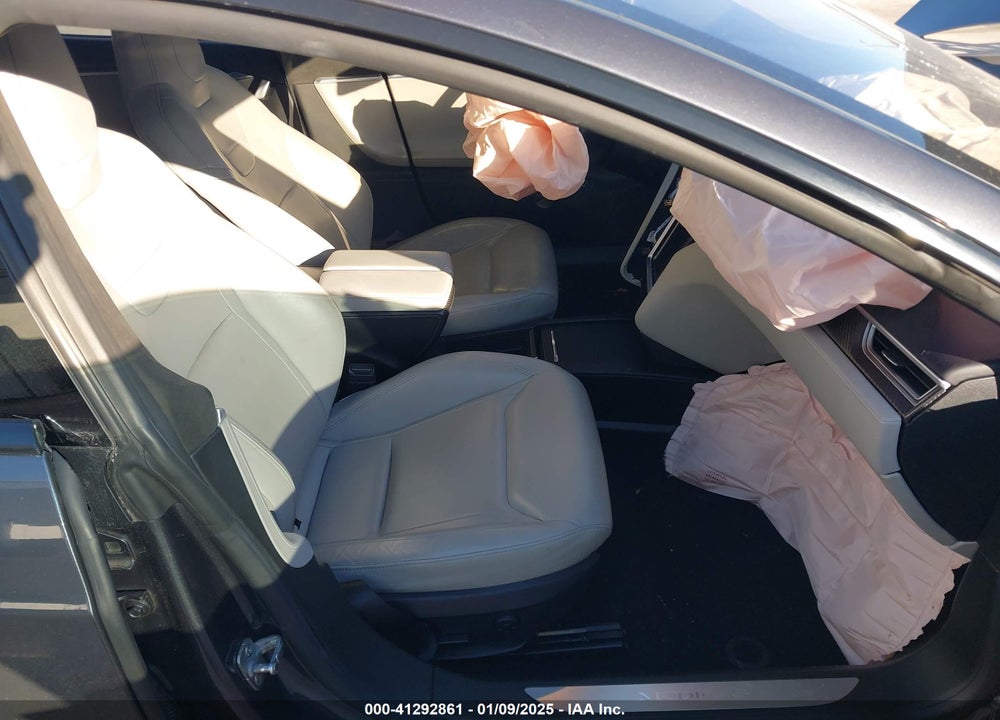 2016 TESLA MODEL S VIN: 5YJSA1E4XGF139295
