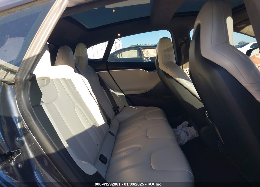 2016 TESLA MODEL S VIN: 5YJSA1E4XGF139295