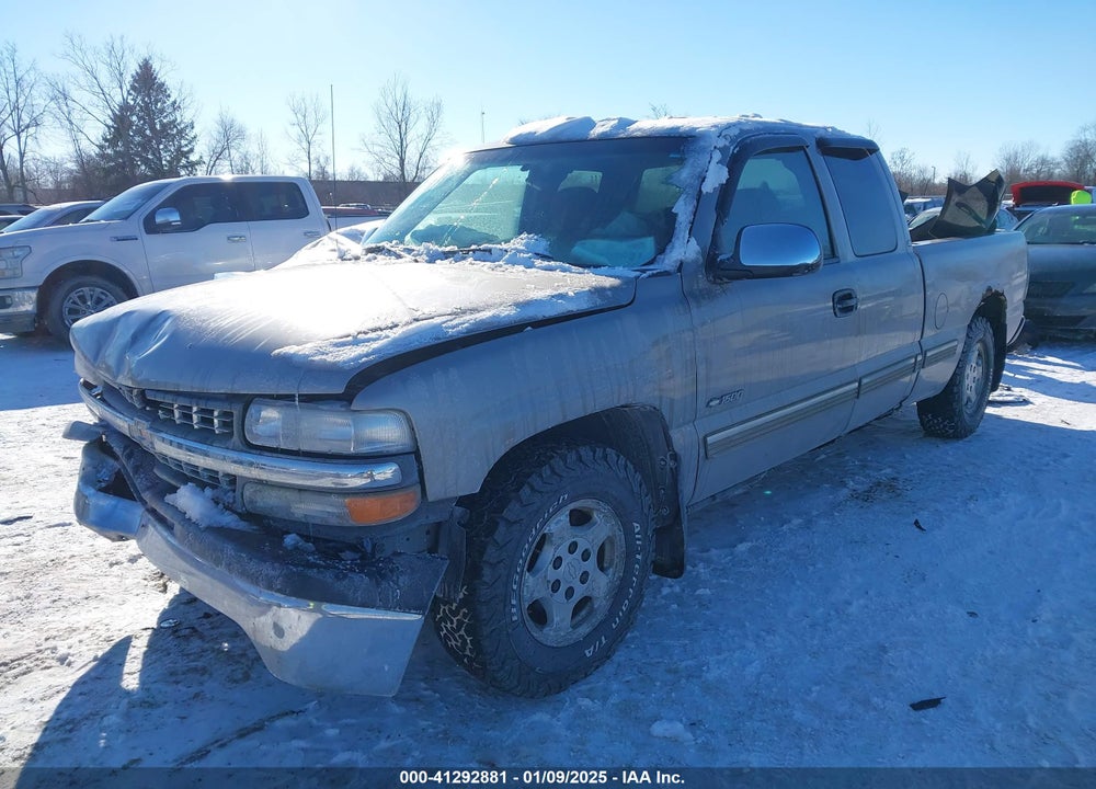 2002 CHEVROLET SILVERADO 1500 LS VIN: 2GCEC19VX21196604