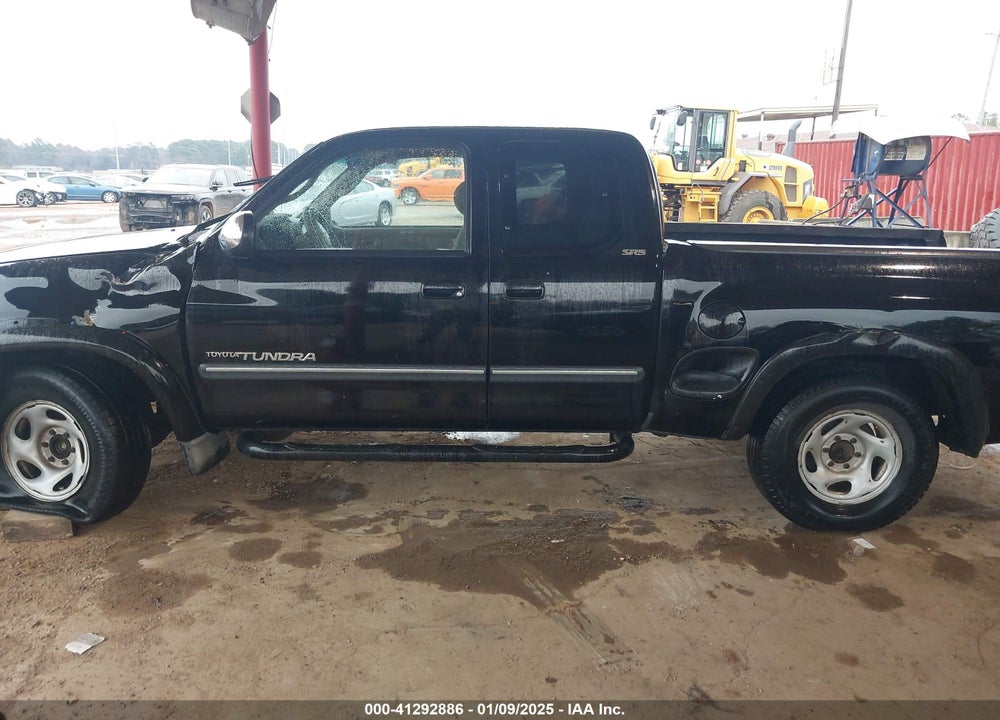 2004 TOYOTA TUNDRA SR5 V8 VIN: 5TBRT34164S444482