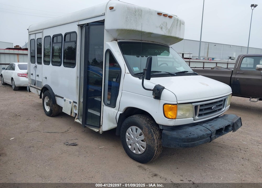 2007 FORD E-350 CUTAWAY VIN: 1FDSE35LX7DB29800
