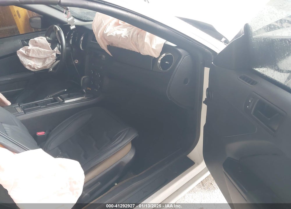 2014 FORD MUSTANG VIN: 1ZVBP8EM9E5220114