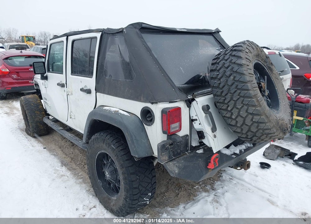 2015 JEEP WRANGLER UNLIMITED SPORT VIN: 1C4BJWDG7FL521109