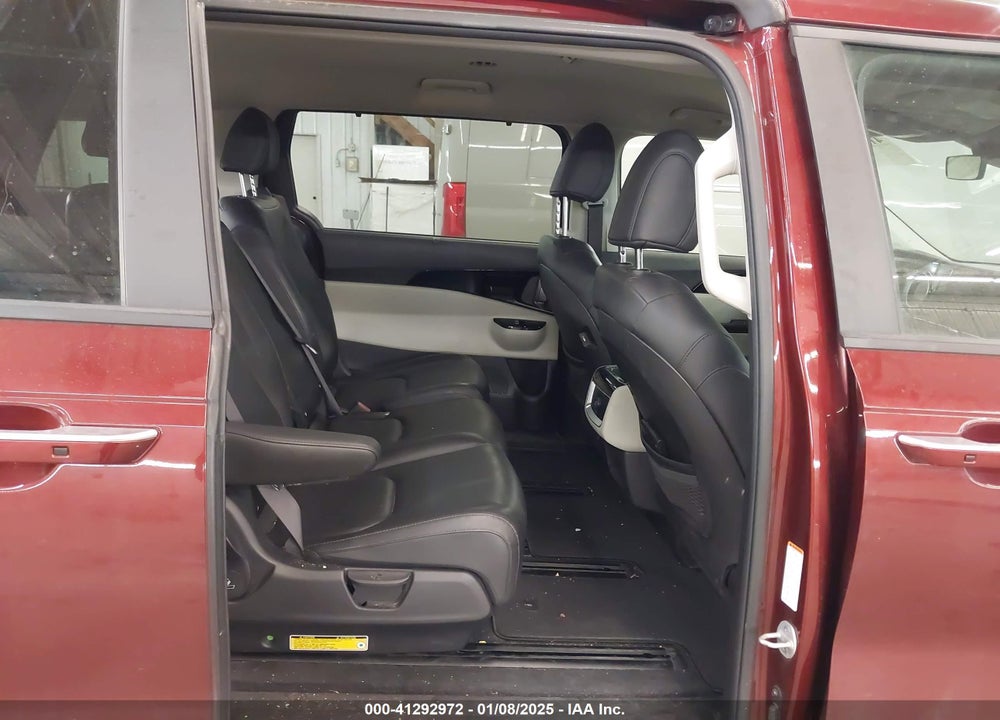 2022 KIA CARNIVAL MPV EX VIN: KNDNC5H38N6095730