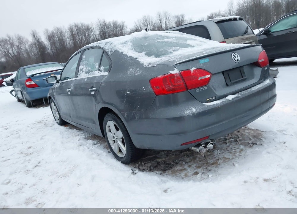 2011 VOLKSWAGEN JETTA VIN: 3VWLL7AJXBM097645