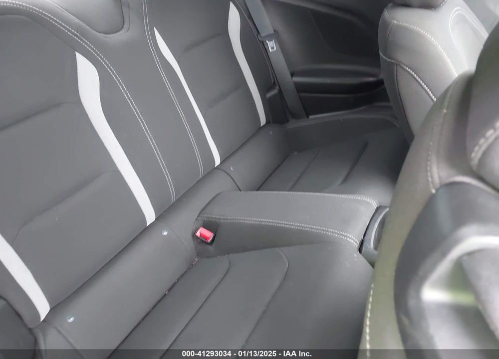 2018 CHEVROLET CAMARO 1LT VIN: 1G1FB1RS5J0165325