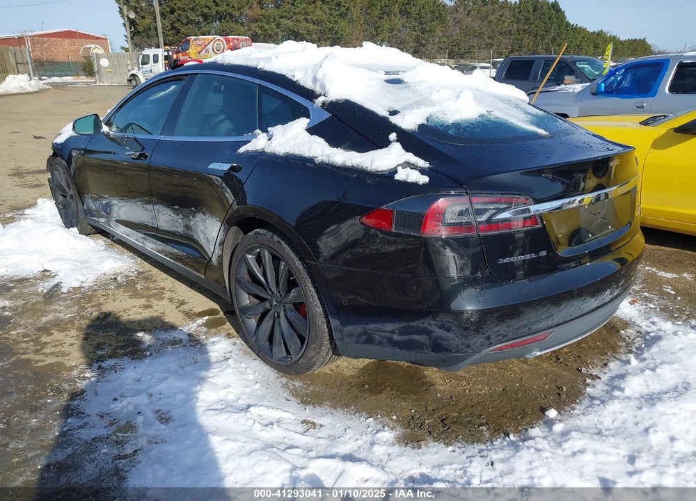 2015 TESLA MODEL S 85D/P85D VIN: 5YJSA1E40FF117515