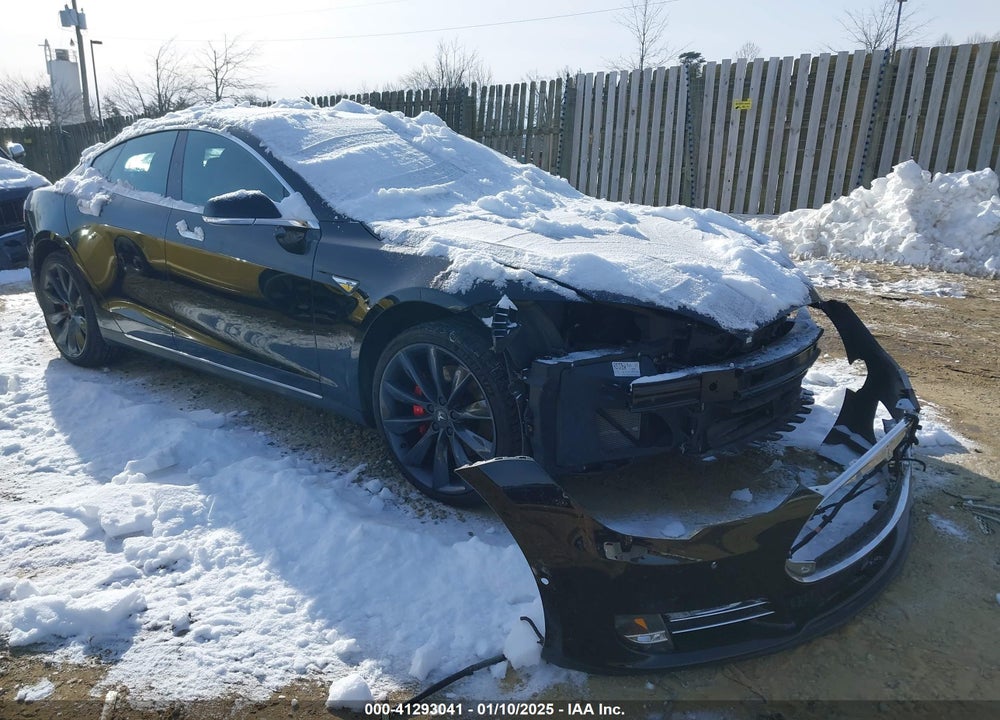 2015 TESLA MODEL S 85D/P85D VIN: 5YJSA1E40FF117515