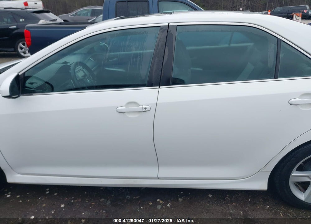 2013 TOYOTA CAMRY SE VIN: 4T1BF1FKXDU715111