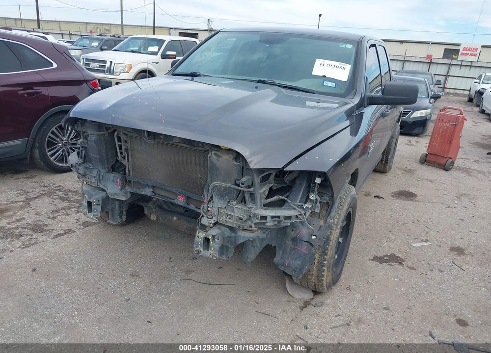 2020 RAM 1500 CLASSIC VIN: 1C6RR6FG0LS114553