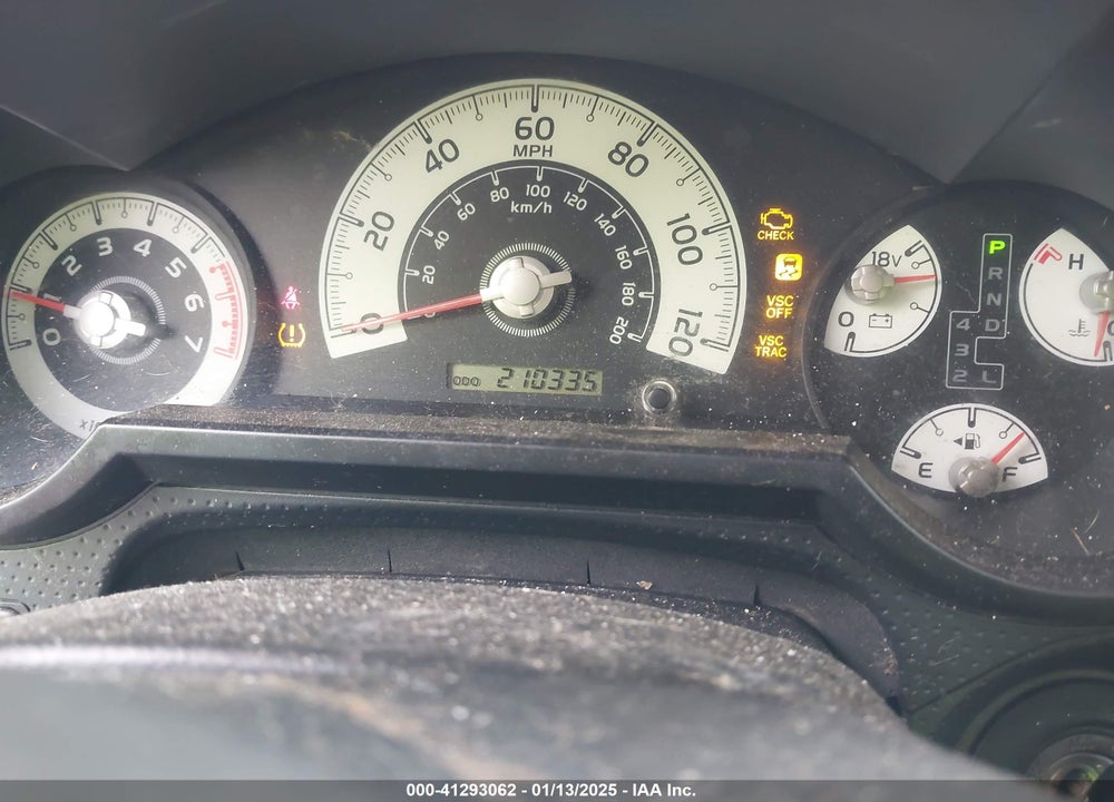 2008 TOYOTA FJ CRUISER VIN: JTEBU11F98K020667