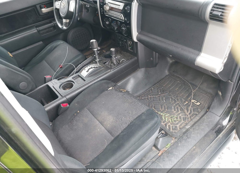 2008 TOYOTA FJ CRUISER VIN: JTEBU11F98K020667
