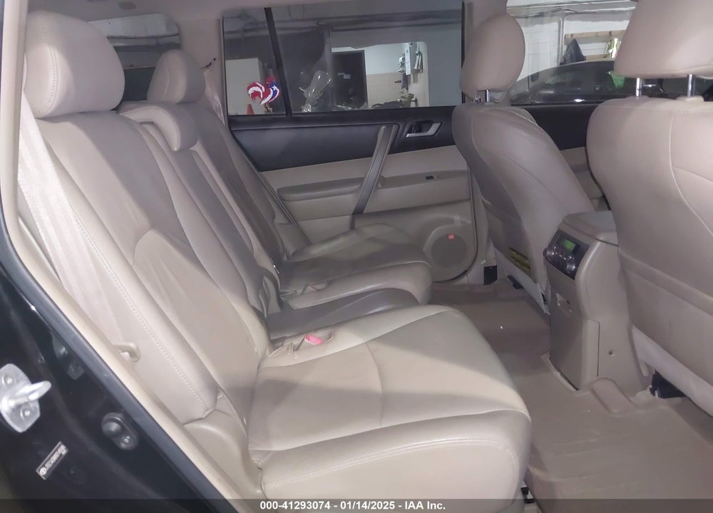 2009 TOYOTA HIGHLANDER SPORT VIN: JTEES43A892145585