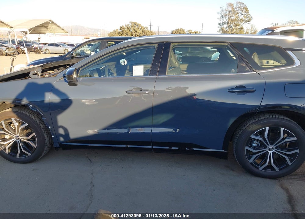 2025 TOYOTA CROWN SIGNIA XLE VIN: JTDACAAJ5S3001199