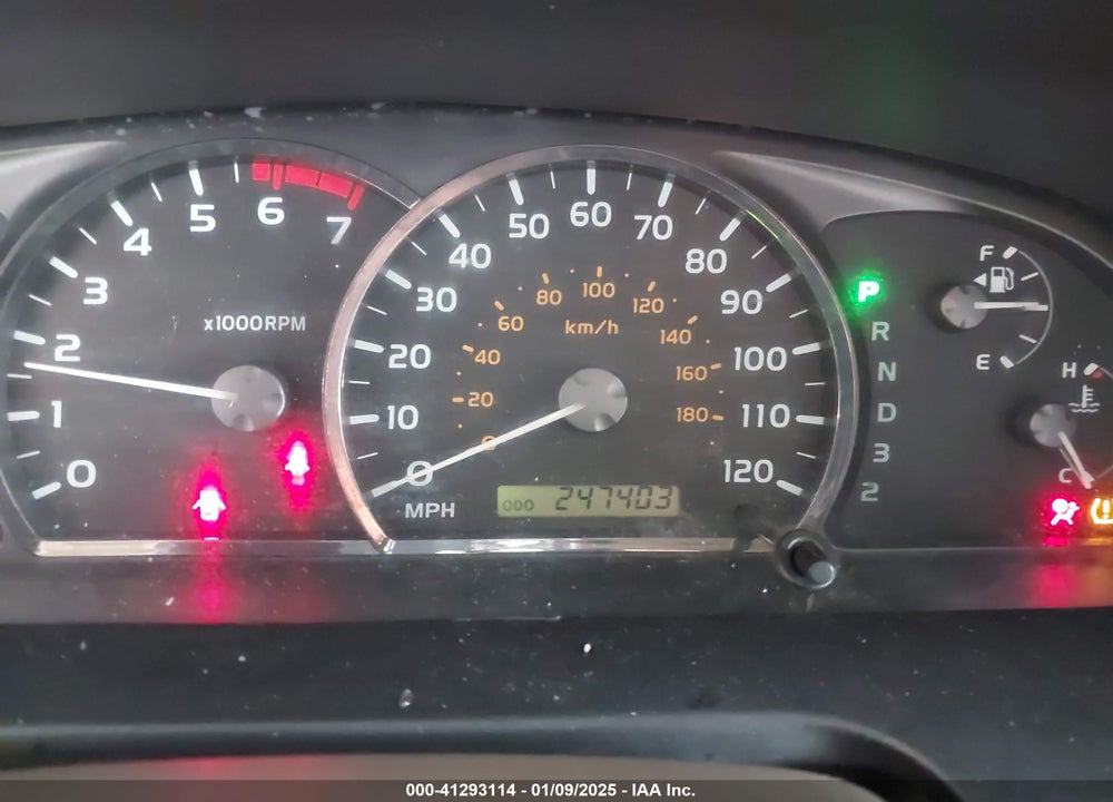 2005 TOYOTA SEQUOIA LIMITED V8 VIN: 5TDZT38A25S239888
