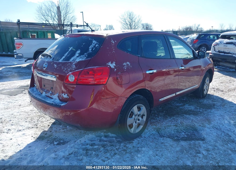 2014 NISSAN ROGUE SELECT S VIN: JN8AS5MV5EW702468