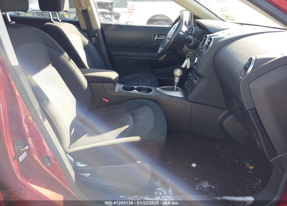 2014 NISSAN ROGUE SELECT S VIN: JN8AS5MV5EW702468