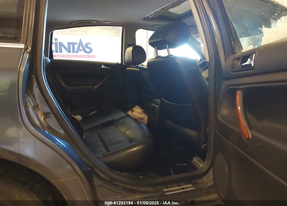 2003 VOLKSWAGEN PASSAT GLX VIN: WVWRH63B43P183964