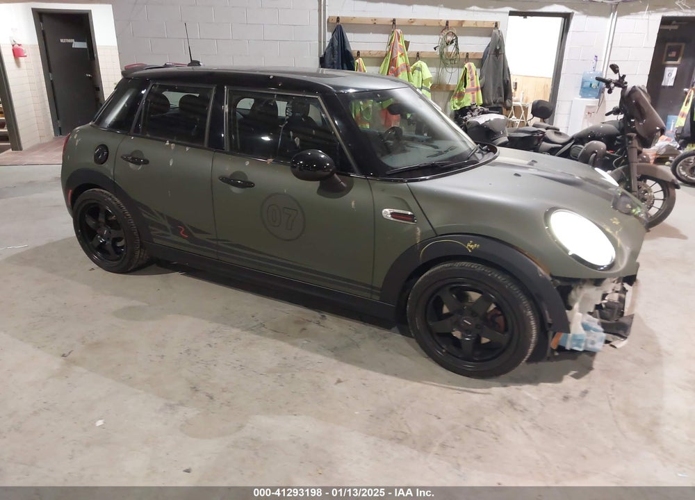 2015 MINI HARDTOP COOPER S VIN: WMWXU3C53F2B62469