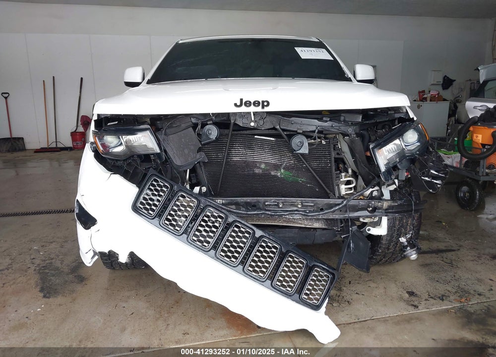 2017 JEEP GRAND CHEROKEE ALTITUDE 4X4 VIN: 1C4RJFAG3HC938538