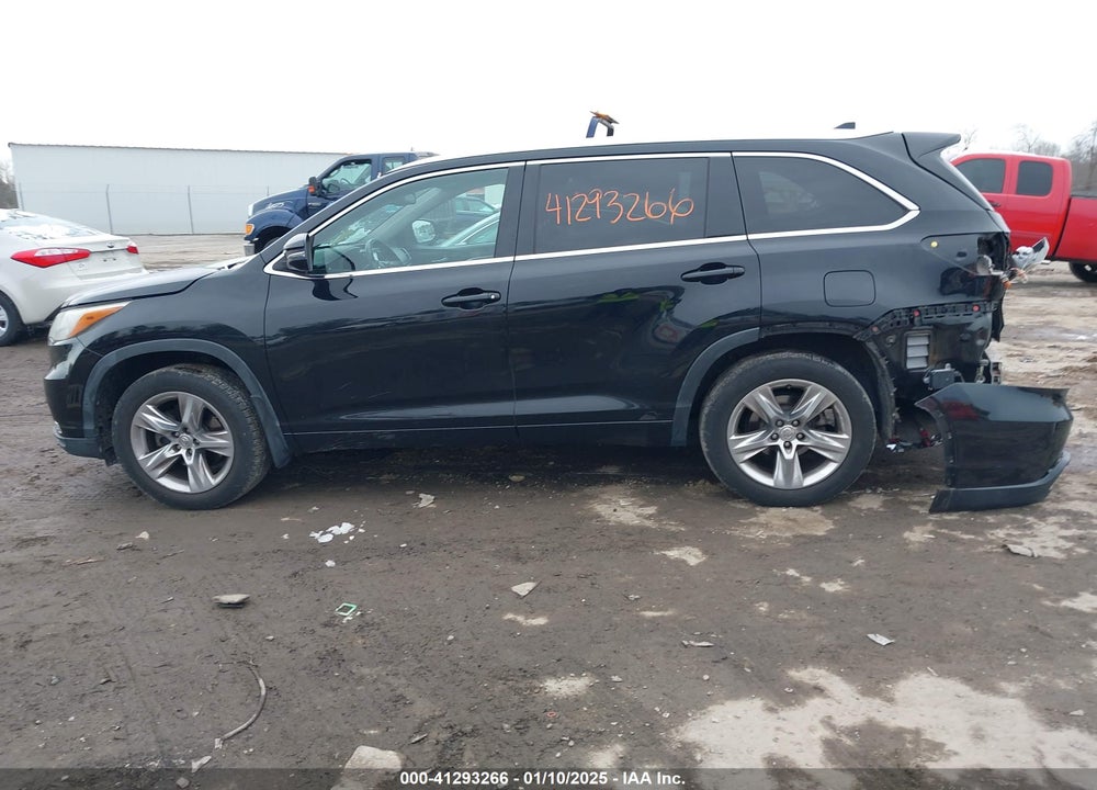 2015 TOYOTA HIGHLANDER LIMITED V6 VIN: 5TDDKRFH7FS073174