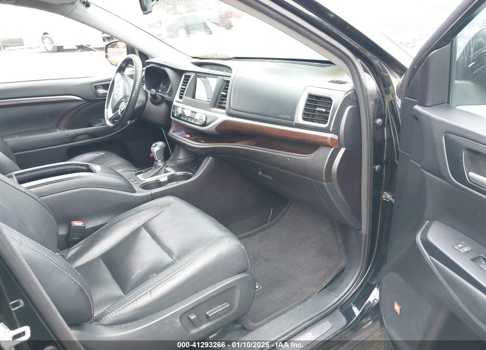 2015 TOYOTA HIGHLANDER LIMITED V6 VIN: 5TDDKRFH7FS073174