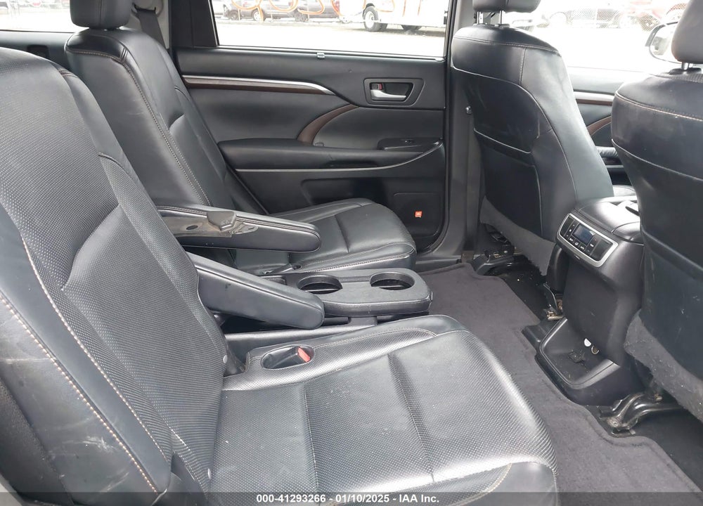 2015 TOYOTA HIGHLANDER LIMITED V6 VIN: 5TDDKRFH7FS073174