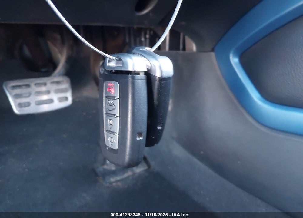 2013 HYUNDAI VELOSTER VIN: KMHTC6AE8DU107616