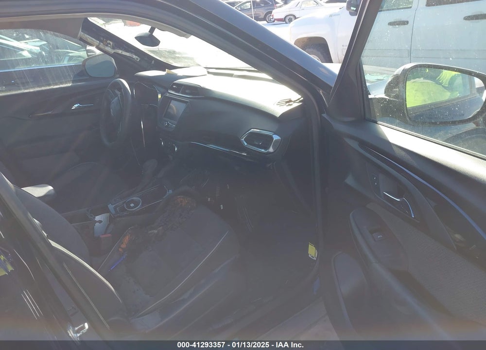 2021 CHEVROLET TRAILBLAZER FWD LT VIN: KL79MPS28MB094722