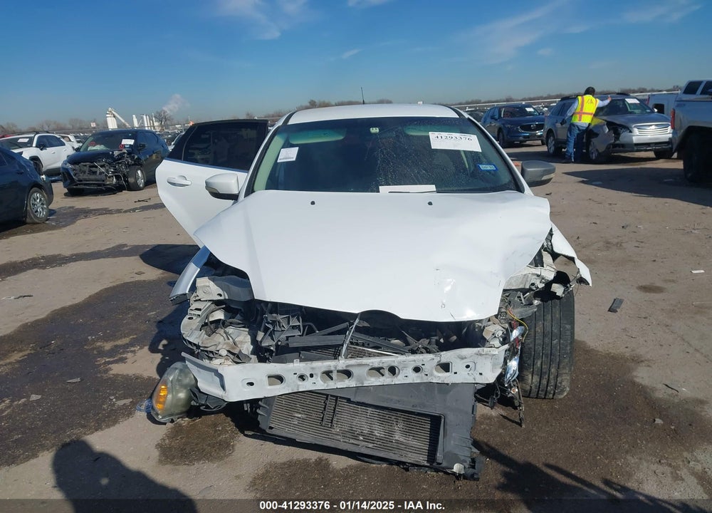 2012 FORD FOCUS SEL VIN: 1FAHP3M2XCL268672
