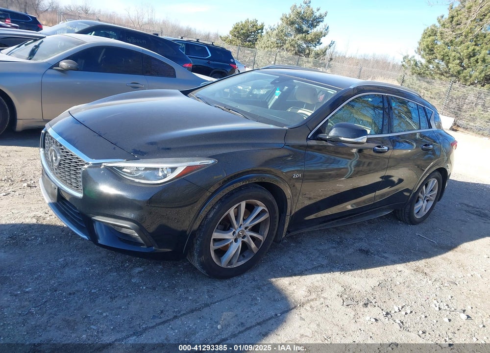 2019 INFINITI QX30 LUXE VIN: SJKCH5CP2KA009403
