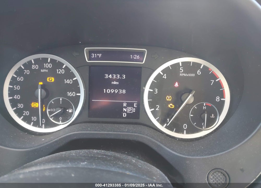 2019 INFINITI QX30 LUXE VIN: SJKCH5CP2KA009403