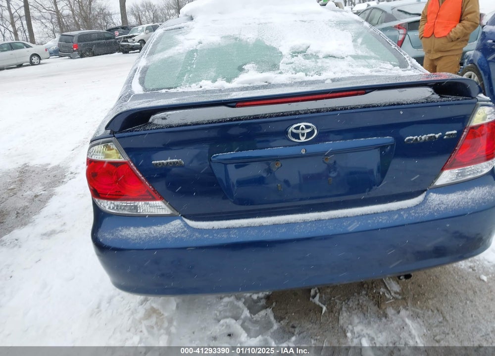2005 TOYOTA CAMRY SE VIN: 4T1BE32K25U405055