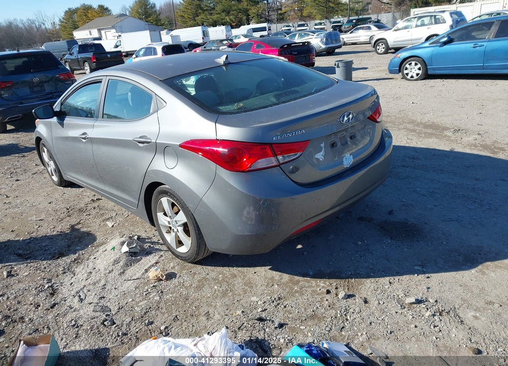 2013 HYUNDAI ELANTRA VIN: 5NPDH4AE7DH377297