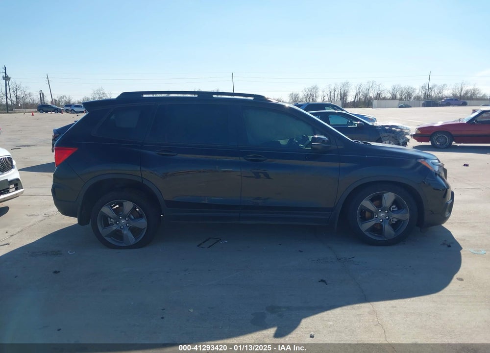 2021 HONDA PASSPORT VIN: 5FNYF7H92MB003874