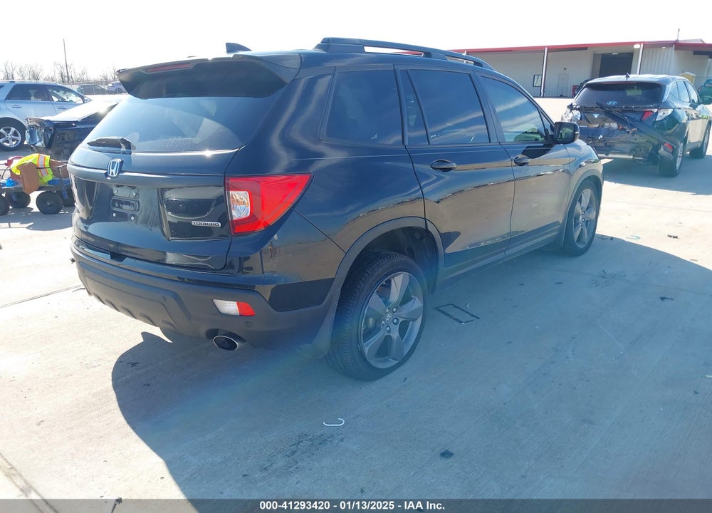 2021 HONDA PASSPORT VIN: 5FNYF7H92MB003874