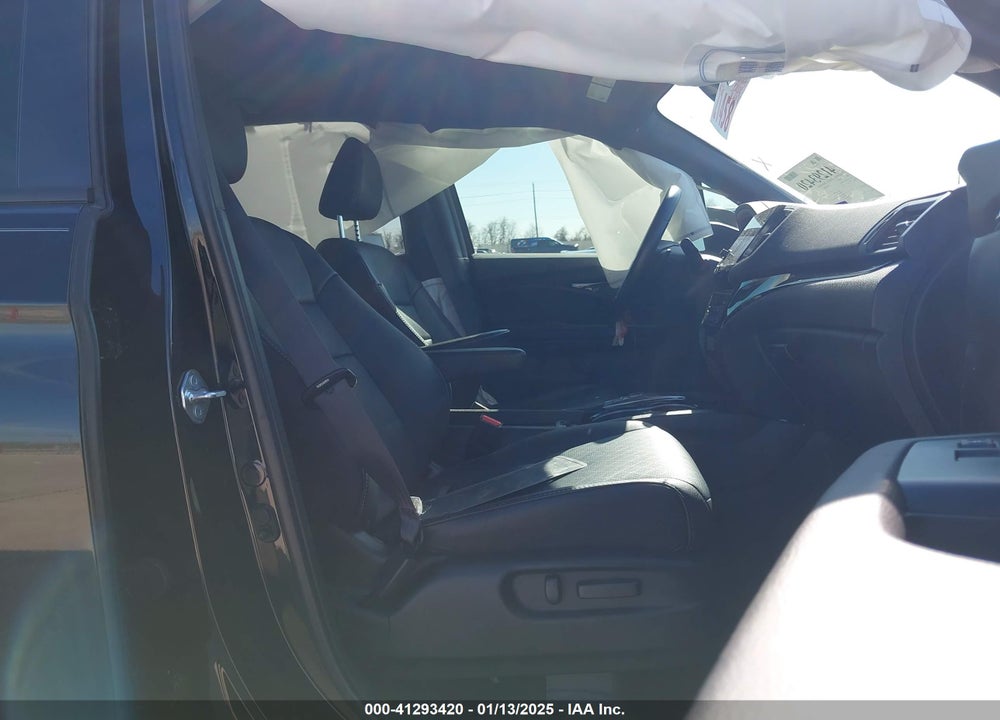 2021 HONDA PASSPORT VIN: 5FNYF7H92MB003874