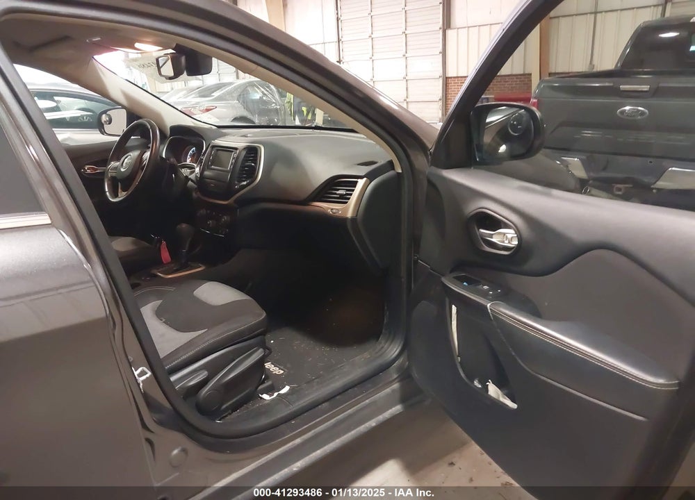 2014 JEEP CHEROKEE VIN: 1C4PJLCB6EW172127