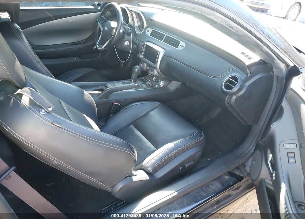 2014 CHEVROLET CAMARO VIN: 2G1FC1E39E9317517