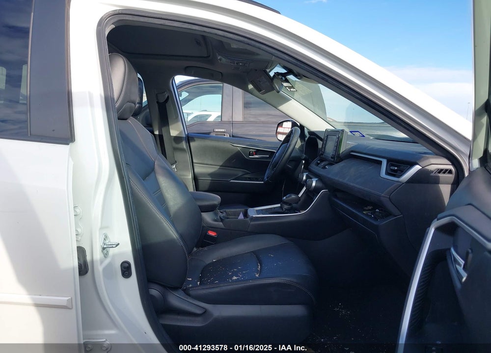 2021 TOYOTA RAV4 VIN: 2T3C1RFVXMW141256