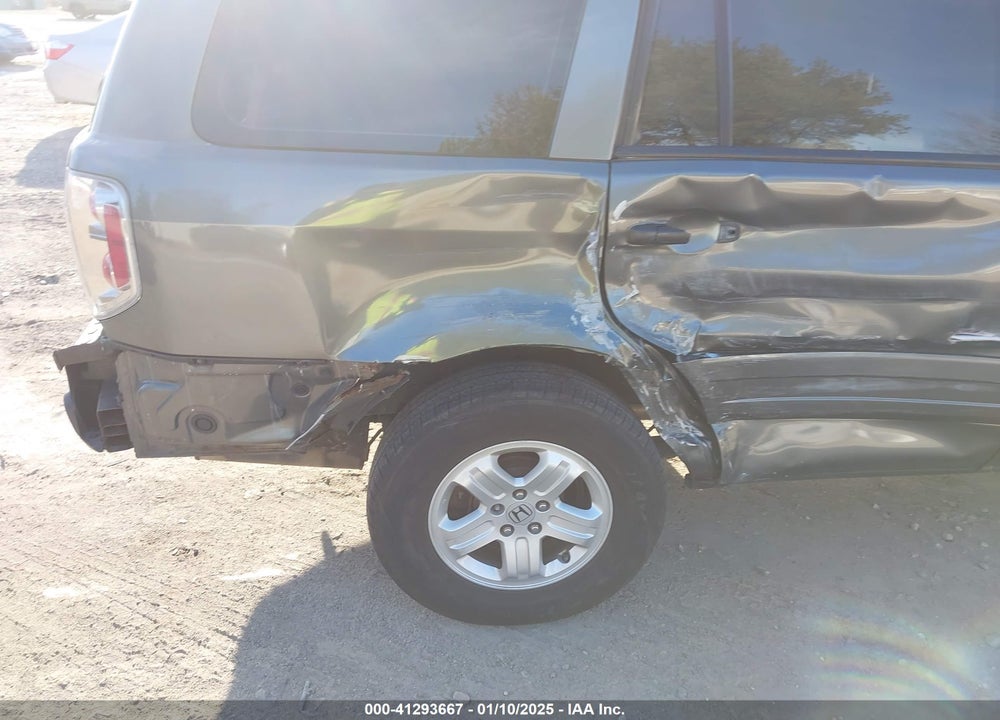 2007 HONDA PILOT VIN: 2HKYF18197H504905