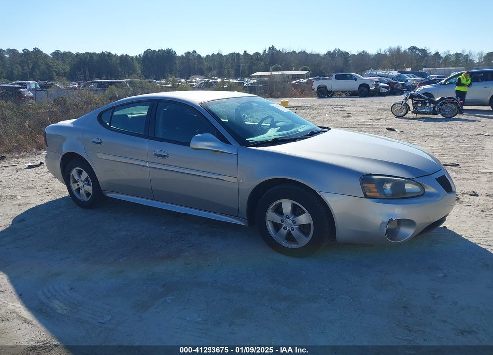 2008 PONTIAC GRAND PRIX VIN: 2G2WP552081130300